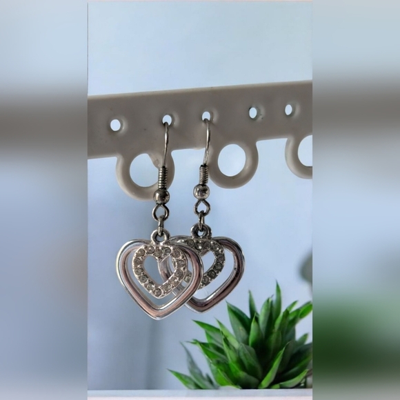 Fashion Silver Heart Earrings (EUC) - Picture 2 of 4